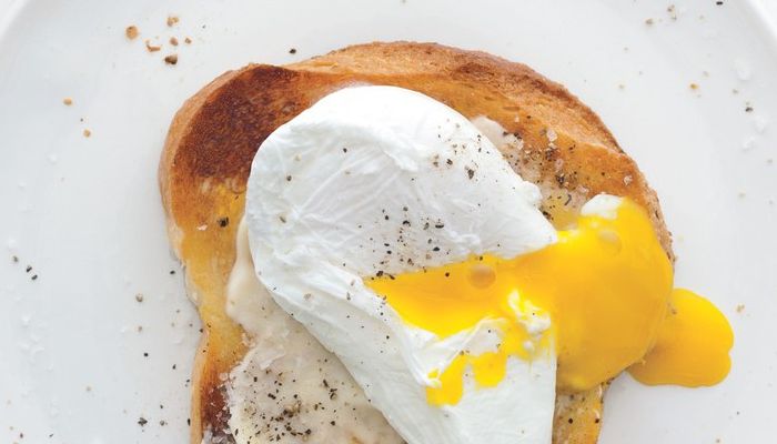 Kako do perfektno poširanih jajc? Vir: www.bonappetit.com